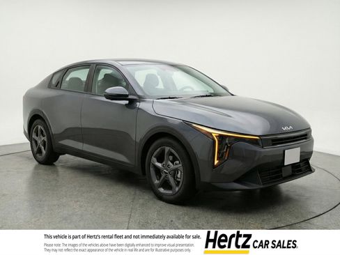 Used 2025 Kia K4 FWD image 1