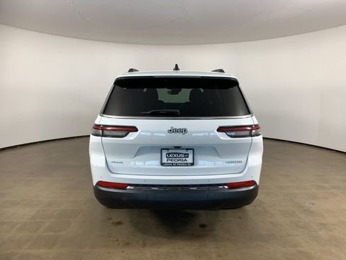 Used 2024 Jeep Grand Cherokee L Limited w/ Trailer Tow Package AWD/4WD image 10