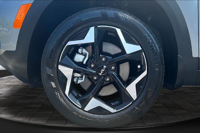 Certified 2026 Kia Seltos S AWD/4WD image 33