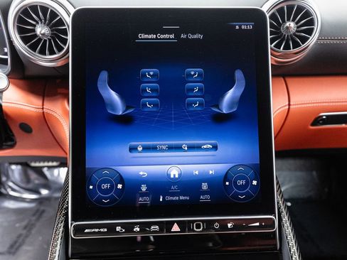 Certified 2022 Mercedes-Benz SL 55 AMG 4MATIC w/ Driver Assistance Package image 19