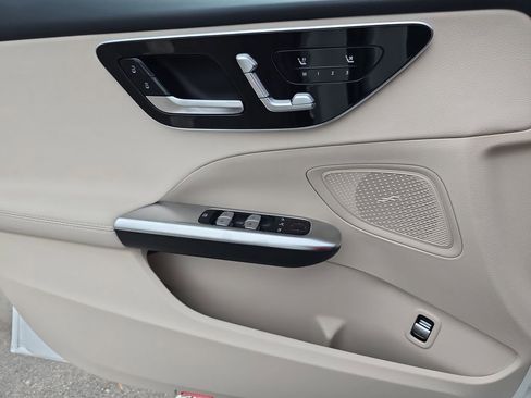 New 2025 Mercedes-Benz C 300 Sedan image 26