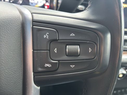 Used 2024 GMC Sierra 3500 SLE w/ SLE Convenience Package image 16