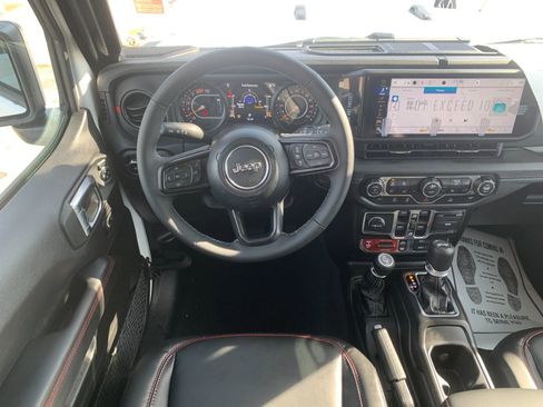 New 2026 Jeep Wrangler Unlimited Rubicon image 16