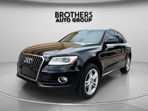 Used 2016 Audi Q5 2.0T Premium Plus w/ Technology Package AWD/4WD image 8
