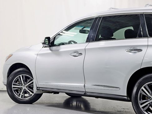 Used 2017 INFINITI QX60 Luxe image 11