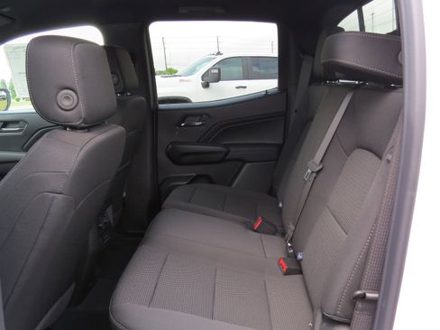 New 2025 GMC Canyon Elevation w/ Convenience Package image 15