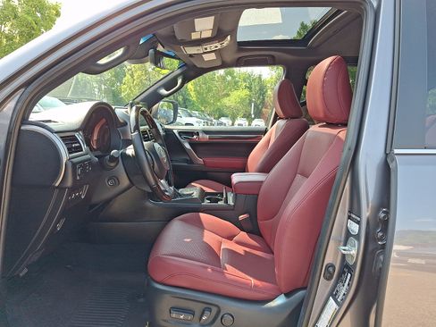 Certified 2023 Lexus GX 460 Premium w/ Accessory Package AWD/4WD image 14