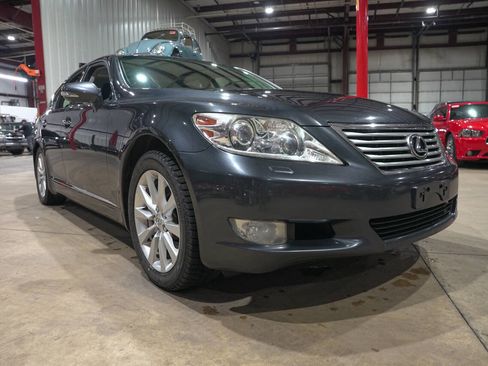 Used 2010 Lexus LS 460 AWD image 12