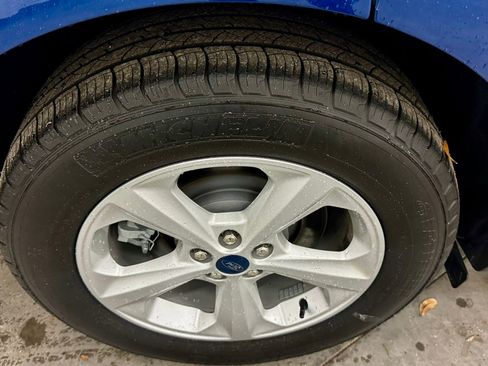 Used 2022 Ford Edge SE image 8