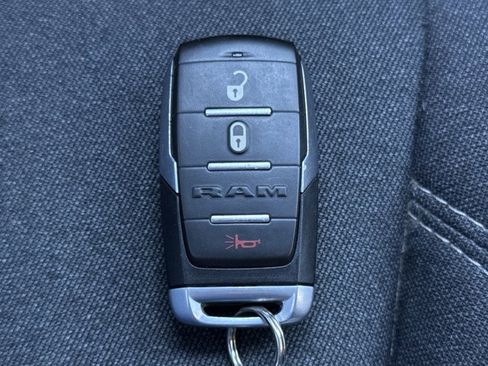 Used 2021 RAM 1500 Big Horn image 22