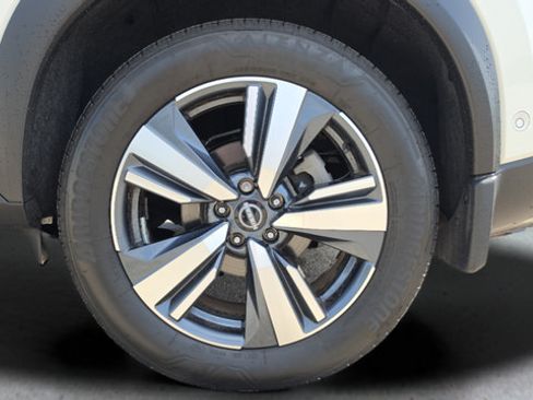 Used 2023 Nissan Rogue Platinum w/ Platinum Premium Package AWD/4WD image 47