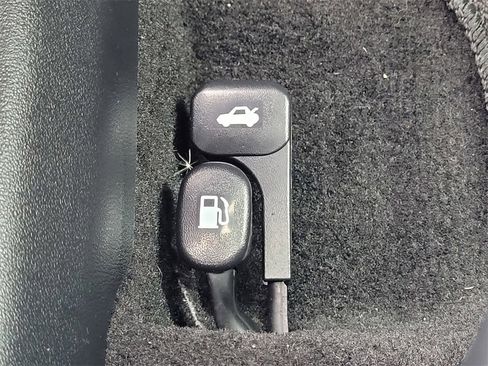 Used 2025 Kia K4 GT-Line Turbo image 11