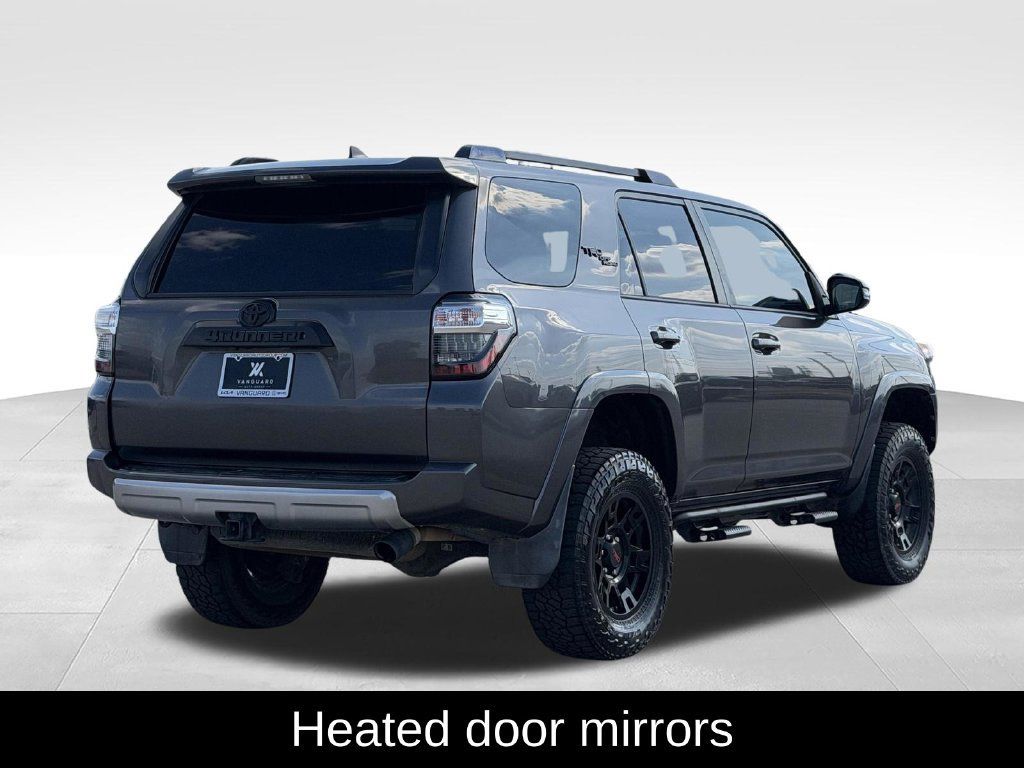 Used 2019 Toyota 4Runner TRD Off-Road Premium AWD/4WD image 10