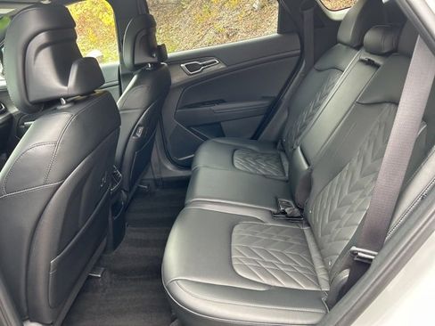 Used 2024 Kia Sportage X-Line w/ X-Line Premium Package image 18
