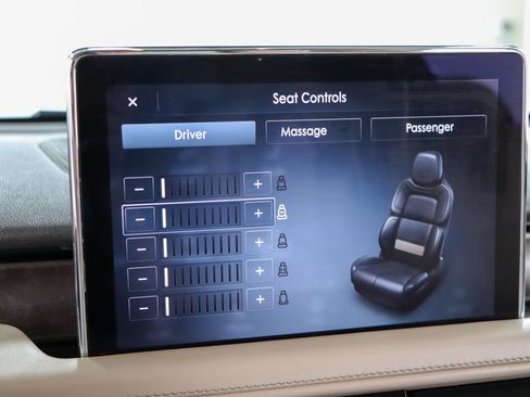 Used 2023 Lincoln Aviator Reserve w/ Equipment Group 201A AWD/4WD image 20