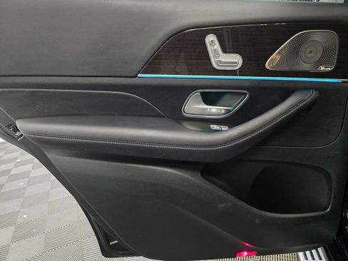 Used 2022 Mercedes-Benz GLS 450 4MATIC image 21