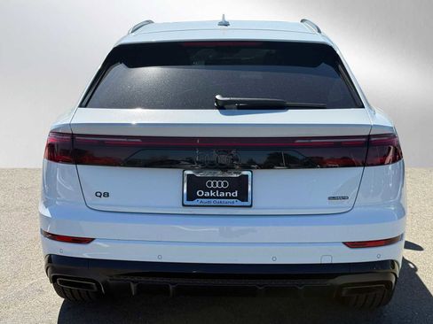 New 2025 Audi Q8 Premium Plus image 6