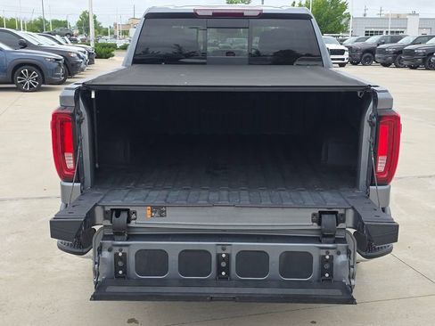 Used 2021 GMC Sierra 1500 SLT w/ SLT Premium Plus Package AWD/4WD image 6