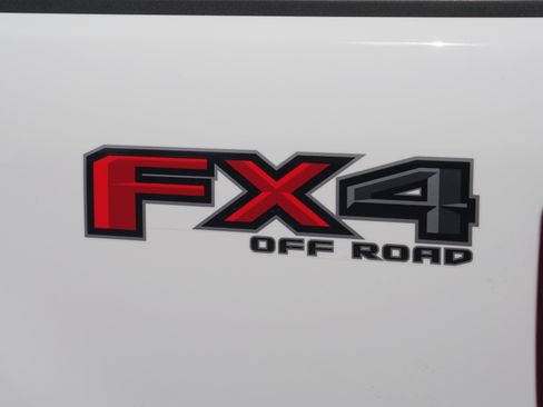 Certified 2023 Ford Ranger Lariat w/ Trailer Tow Package AWD/4WD image 18