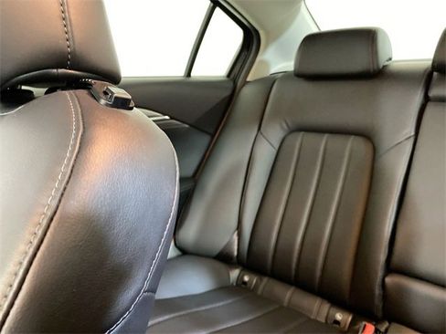 Used 2020 MAZDA MAZDA6 Touring image 12