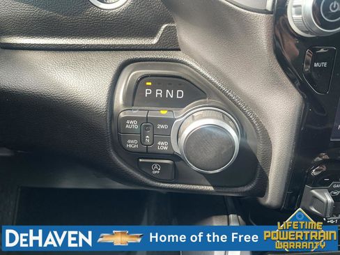 Used 2025 RAM 1500 Big Horn AWD/4WD image 17