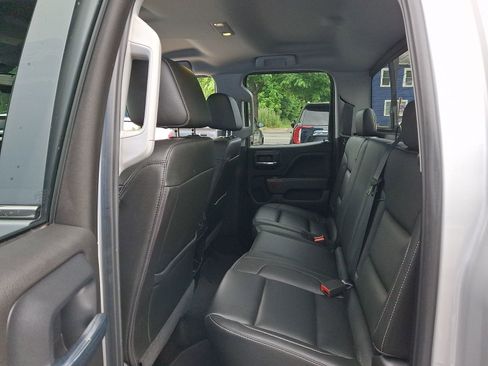 Used 2018 GMC Sierra 1500 SLT w/ SLT Premium Package AWD/4WD image 10