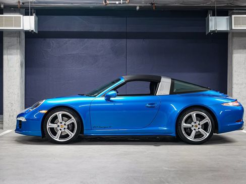 Used 2015 Porsche 911 Targa 4 AWD/4WD image 7