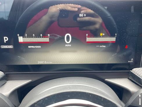 Used 2025 Nissan Kicks SR AWD/4WD image 15