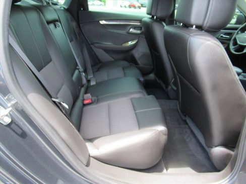 Used 2014 Chevrolet Impala LT FWD image 25