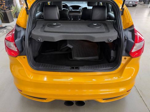 Used 2013 Ford Focus ST FWD image 9