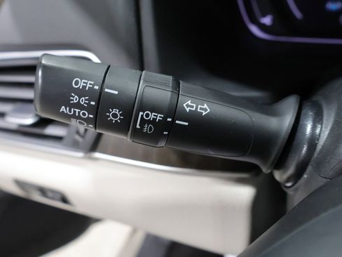 Used 2018 Honda Accord EX image 36
