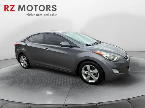 Used 2013 Hyundai Elantra GLS w/ Preferred Pkg image 7