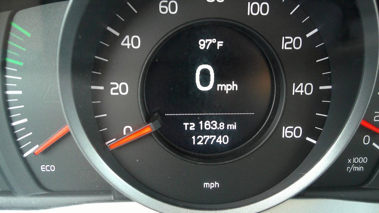 Used 2017 Volvo XC60 T5 Dynamic w/ Protection Package AWD/4WD image 31