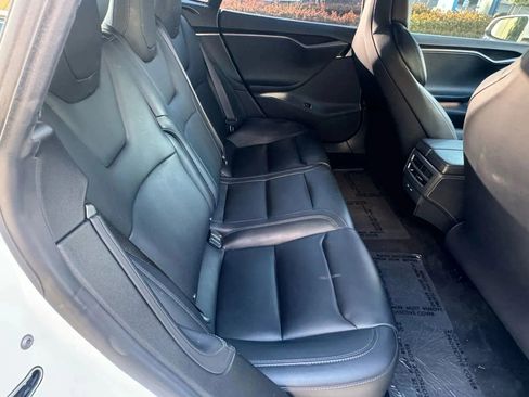 Used 2018 Tesla Model S 75D AWD/4WD image 15