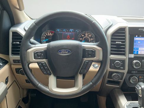 Used 2017 Ford F150 Lariat RWD image 10