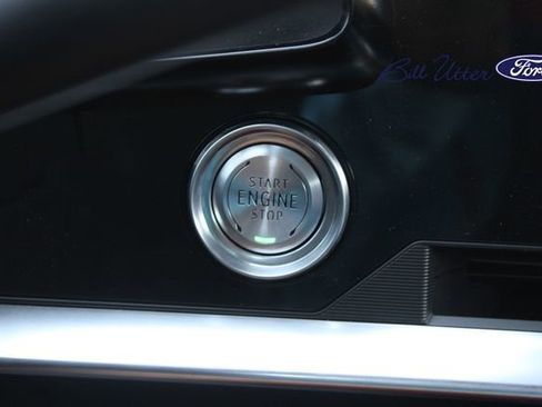 Used 2025 Chevrolet Corvette Stingray Coupe w/ 1LT RWD image 23