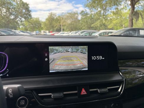 Used 2025 Kia Seltos S FWD image 17