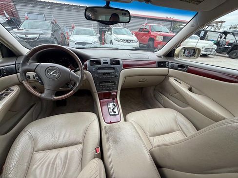 Used 2002 Lexus ES 330 image 36