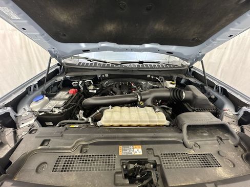Used 2025 Ford Expedition Active AWD/4WD image 26