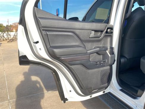 New 2025 Toyota 4Runner TRD Off-Road Premium image 11