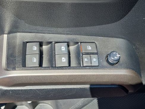 Used 2023 Toyota Tacoma SR5 w/ Technology Package AWD/4WD image 28