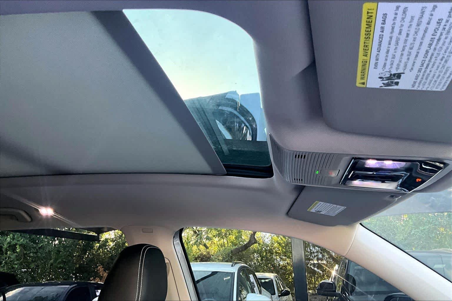 New 2026 Volkswagen Atlas SE FWD image 20
