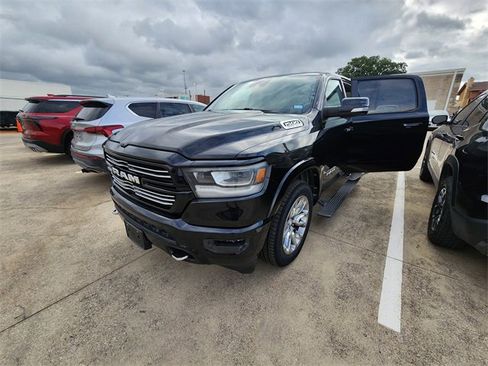 Used 2021 RAM 1500 Laramie w/ Laramie Southwest Edition AWD/4WD image 3