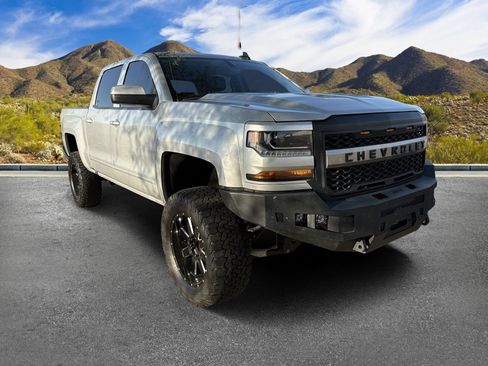 Used 2017 Chevrolet Silverado 1500 LT w/ All Star Edition AWD/4WD image 3