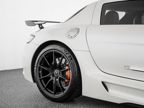Used 2014 Mercedes-Benz SLS AMG Black Series image 42