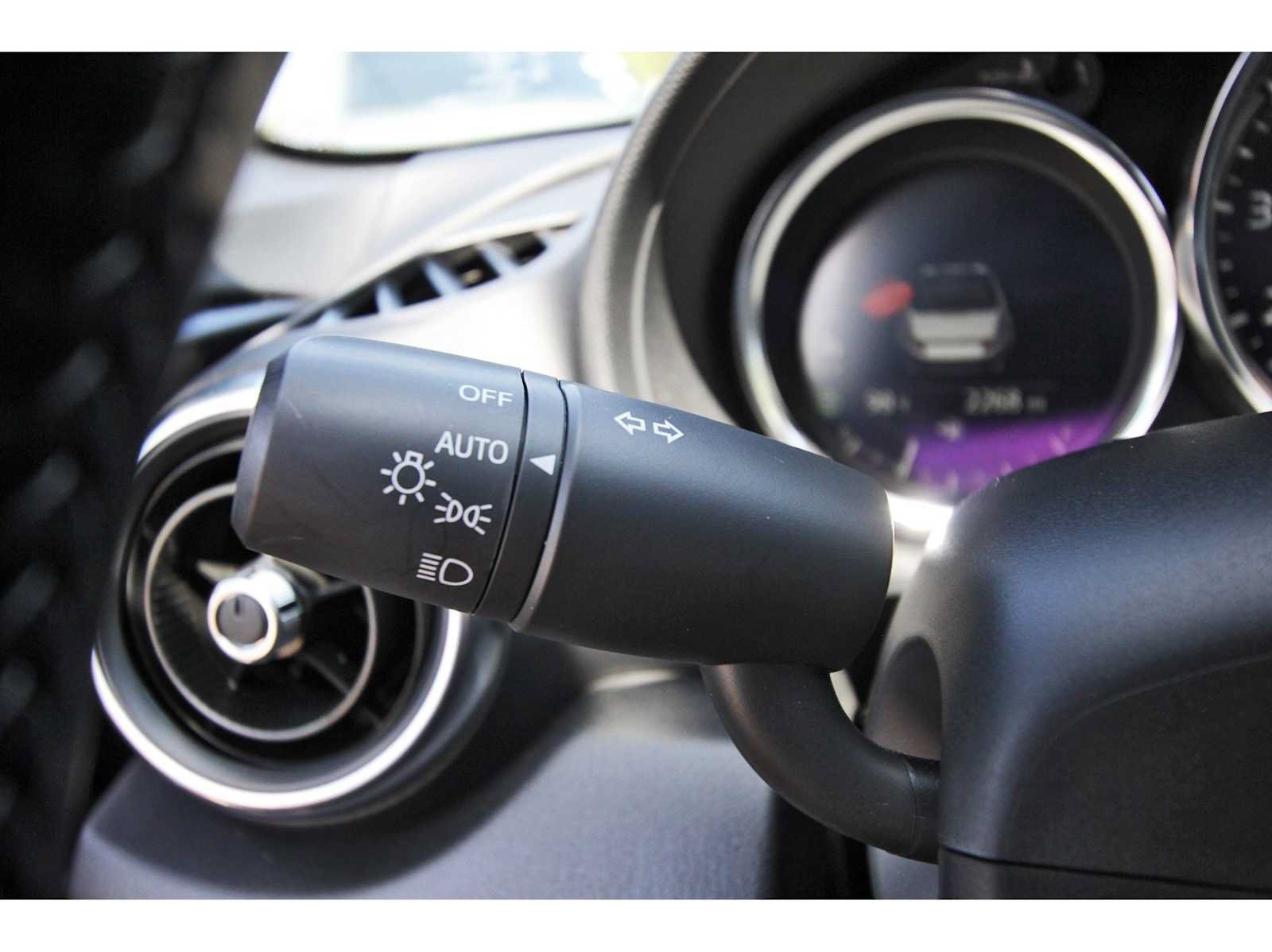 Used 2024 MAZDA MX-5 Miata Grand Touring RWD image 12