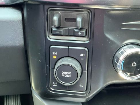 New 2025 Ford F350 Lariat w/ Lariat Ultimate Package image 32