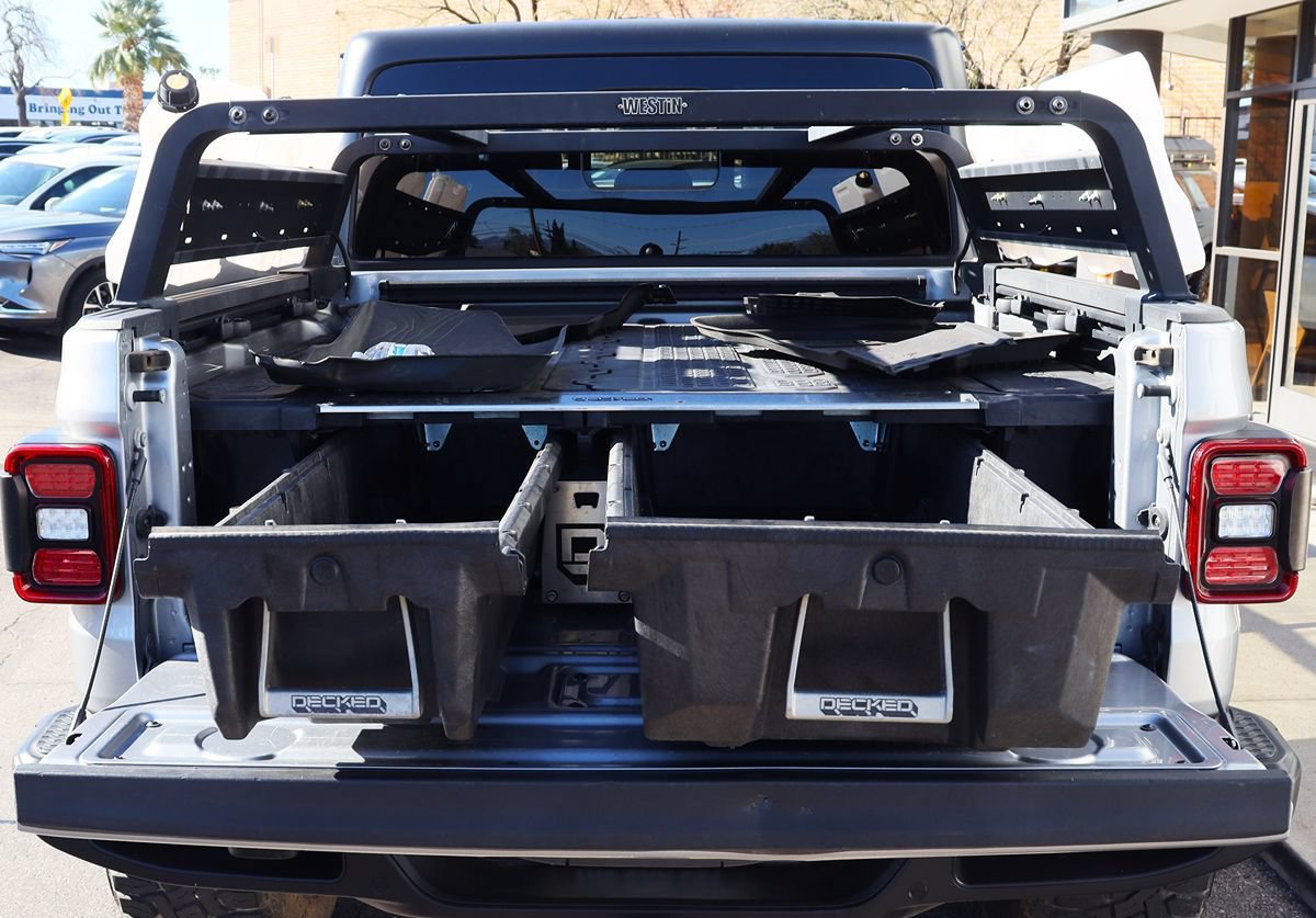 Used 2021 Jeep Gladiator Overland w/ Popular Equipment Package AWD/4WD image 30