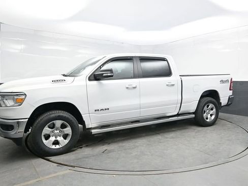 Used 2022 RAM 1500 Big Horn AWD/4WD image 3