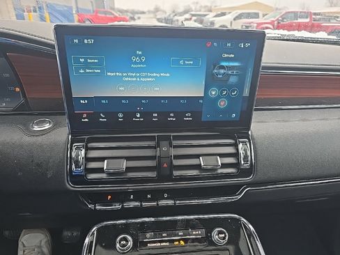 Used 2024 Lincoln Navigator Reserve w/ Equipment Group 201A image 26